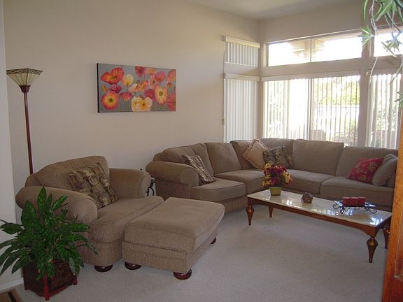 3rd image of 78972 Chardonnay Way