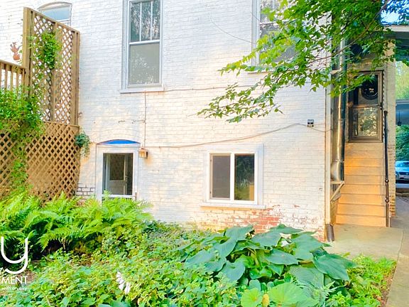 2nd image of 709 Park St