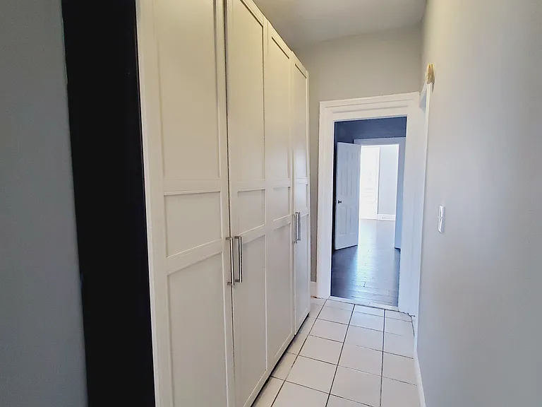 218 Bowers St #3L — Photo 4