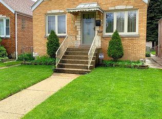 7045 W Irving Park Rd, Chicago, IL 60634