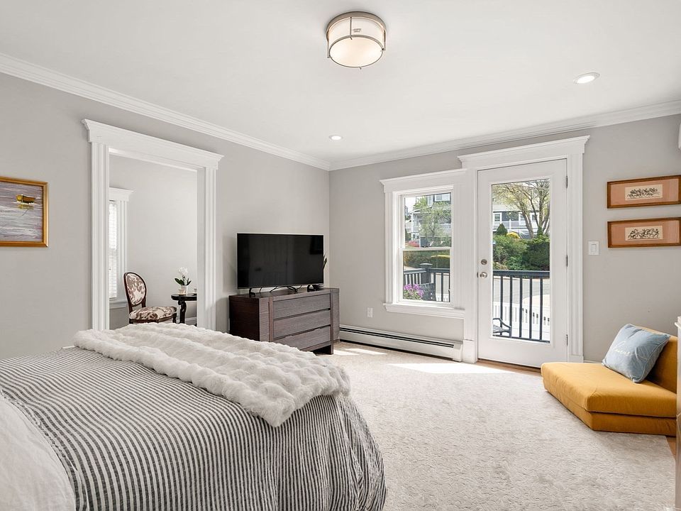 1st image of 600 Shirley St #11