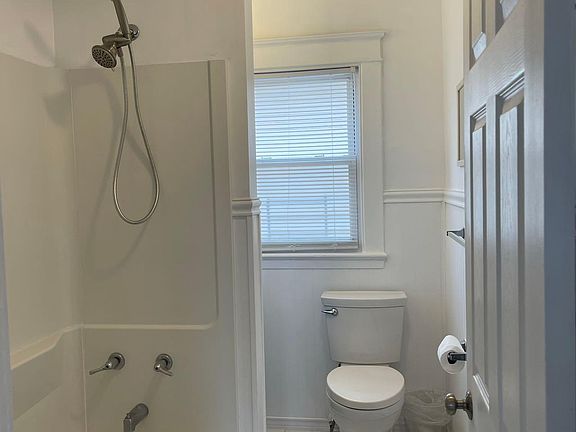2nd image of 74 Eltinge St Floor 2