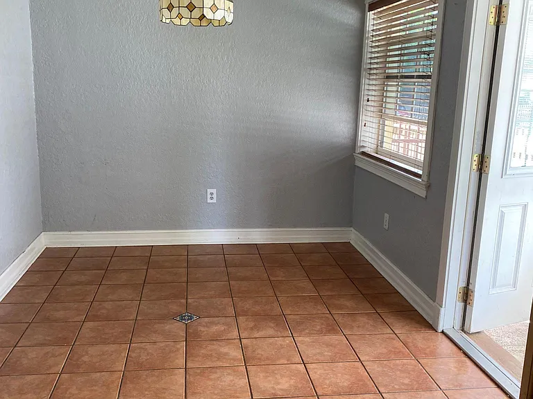 5741 W 3rd Ave — Photo 3