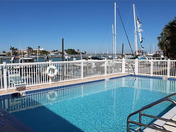2nd image of 724 Bayway Blvd APT 3B