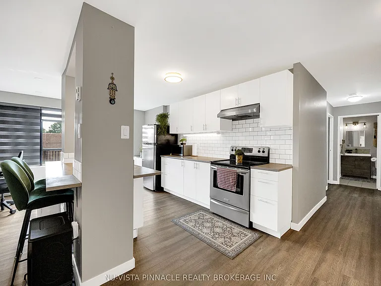 650 Cheapside St #210 — Photo 11