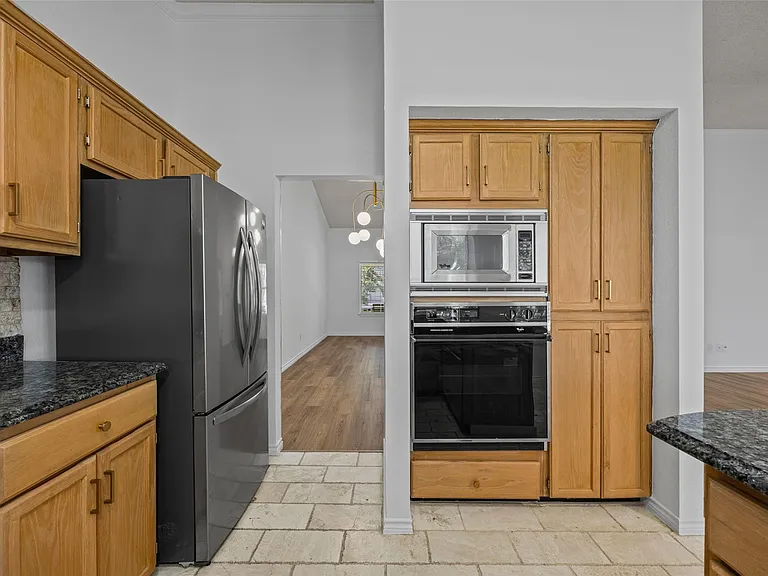 8417 Cornerwood Dr — Photo 13