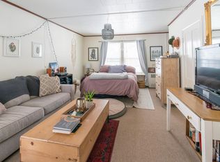 359 Maple St APT 4, Stowe, VT 05672