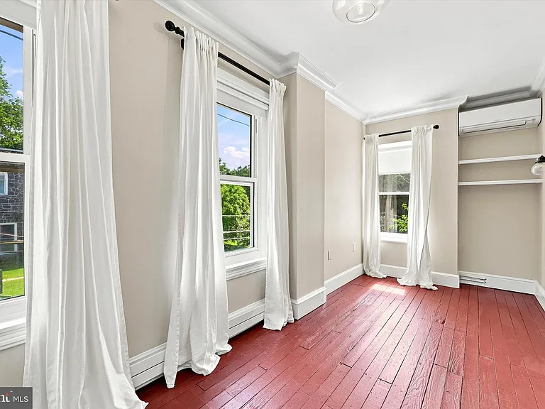 1810 Mount Salem Ln — Photo 10