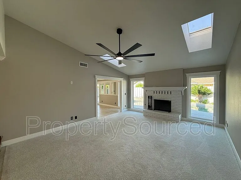 1351 Aksland Dr — Photo 7