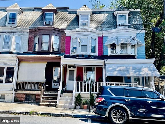 3rd image of 611 Thorn St