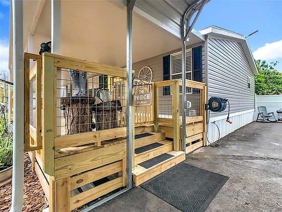 4th image of 214 Grove Ridge Dr