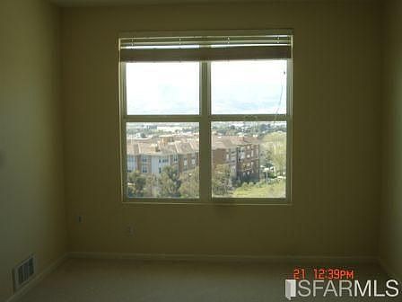 4th image of 501 Crescent Way APT 5401
