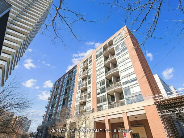 18 Merton St #906, Toronto, ON M4S 3G9