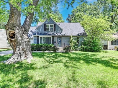7225 Linden St, Prairie Village, KS, 66208