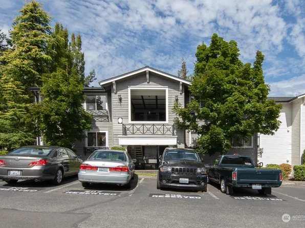 15415 35th Avenue W #E301, Lynnwood, WA 98087
