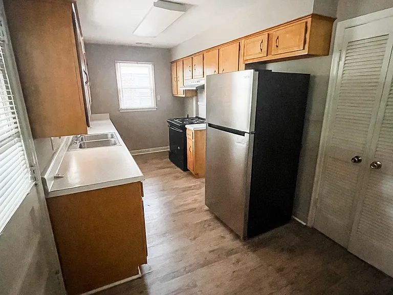 4501 Dunn Ave — Photo 2