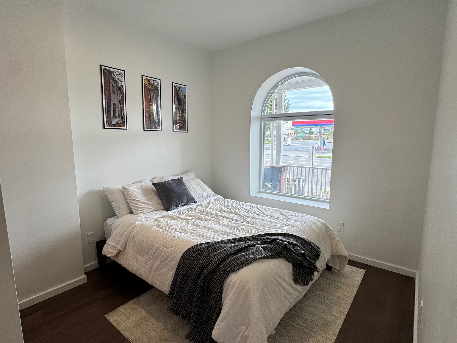 1512 State St — Photo 3