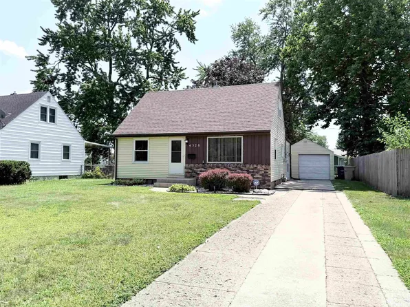 4528 Linden Ave, South Bend, IN 46619