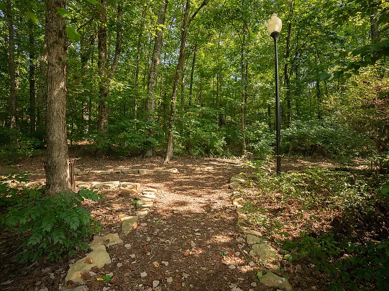 Vintage Creekwood Park Apartments — Photo 30