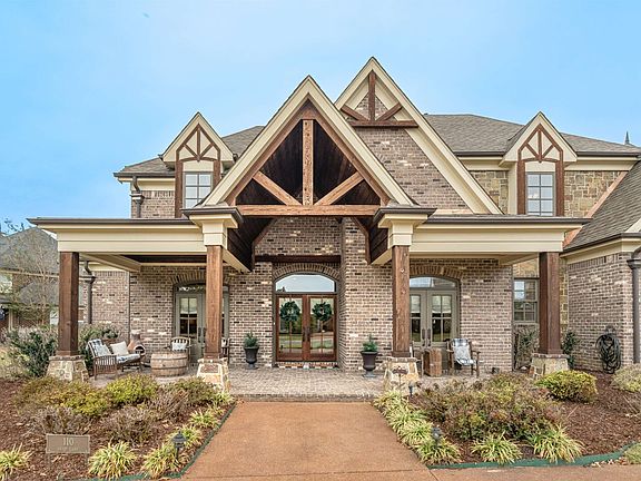3rd image of 110 Shady Ln