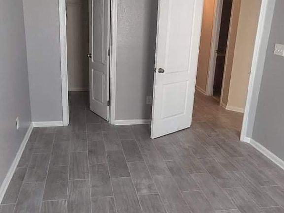5th image of 315 Teton Cir #315