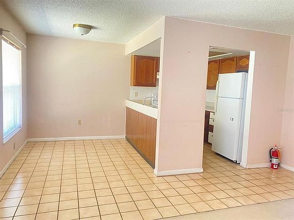 2nd image of 1802 Barton Dr #6