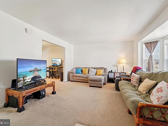 2nd image of 7206 Rutherford Green Cir