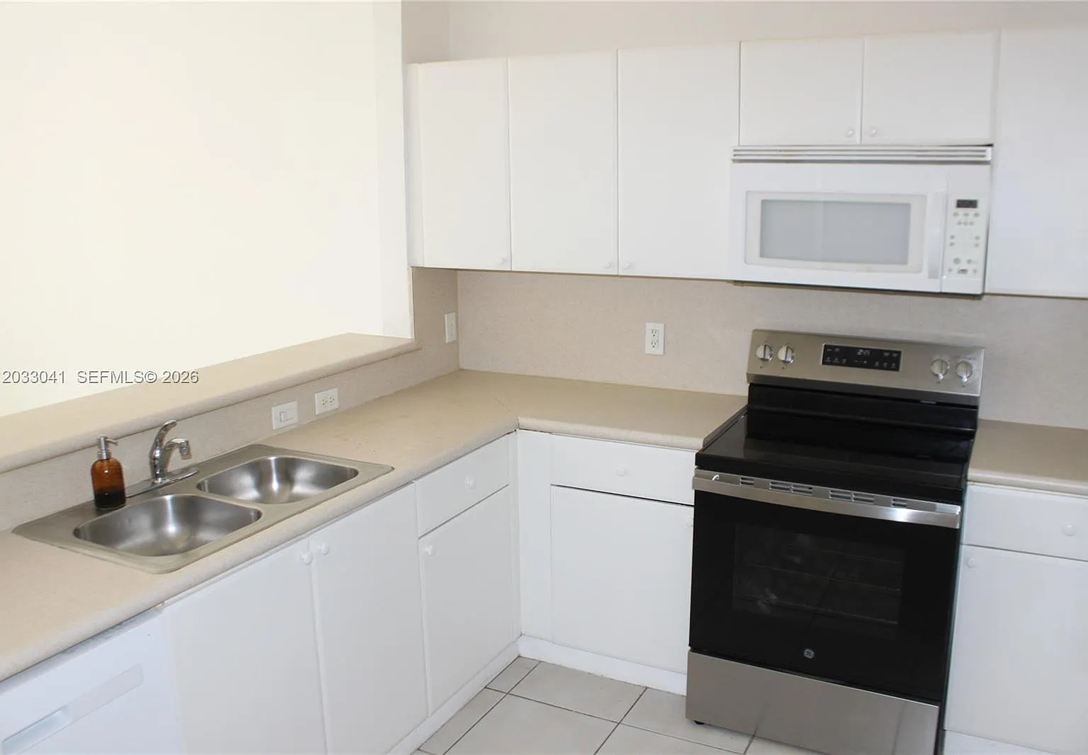 Villas At Nautica Two Con — Photo 3
