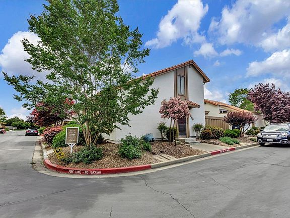 2nd image of 2958 Gala Ct