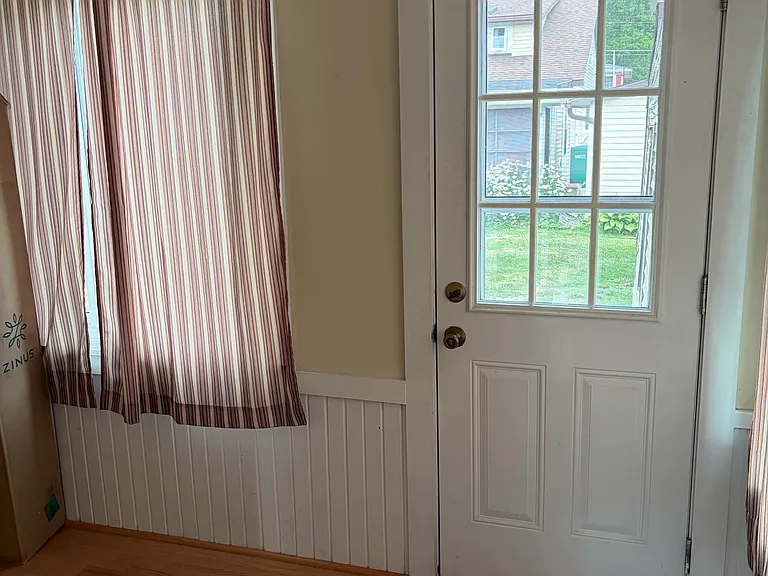 1856 Elm Dr — Photo 10