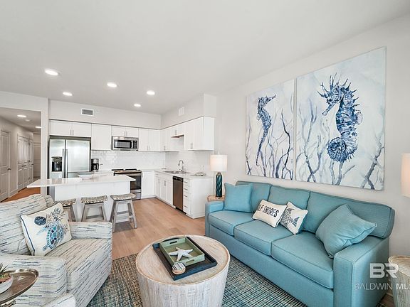 5th image of 903 W Beach Blvd #412