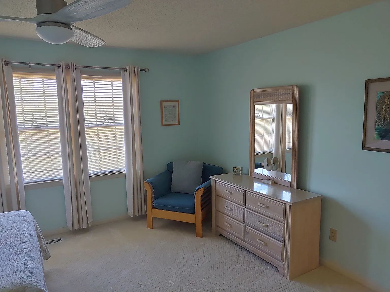 2 bed, 2.5 bath, 1354 sqft, $1,975 — Photo 4