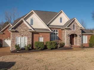 2082 Brookstone Dr, Mount Juliet, TN 37122