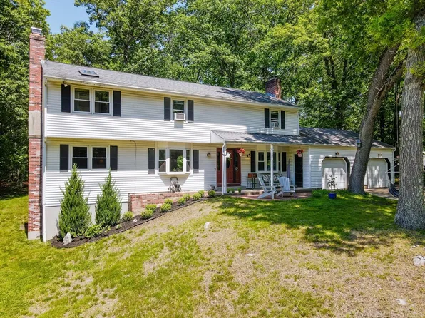 49 Countryside Rd, North Grafton, MA 01536