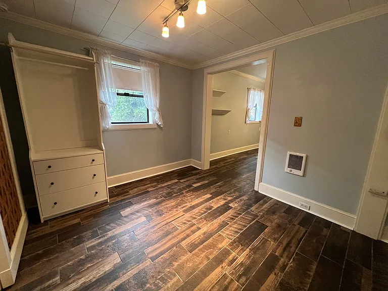 535 20th Ave E #103 — Photo 10