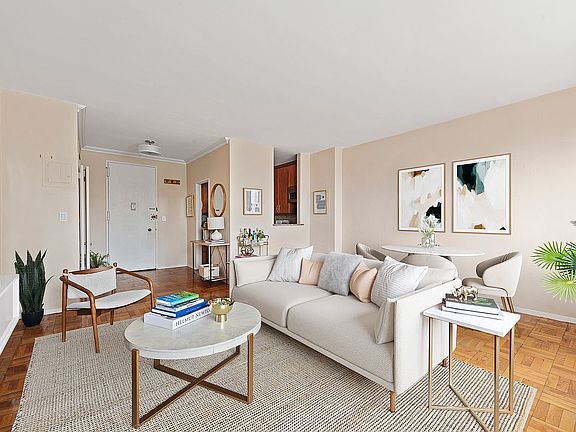 3rd image of 500 E 83rd St APT 18A