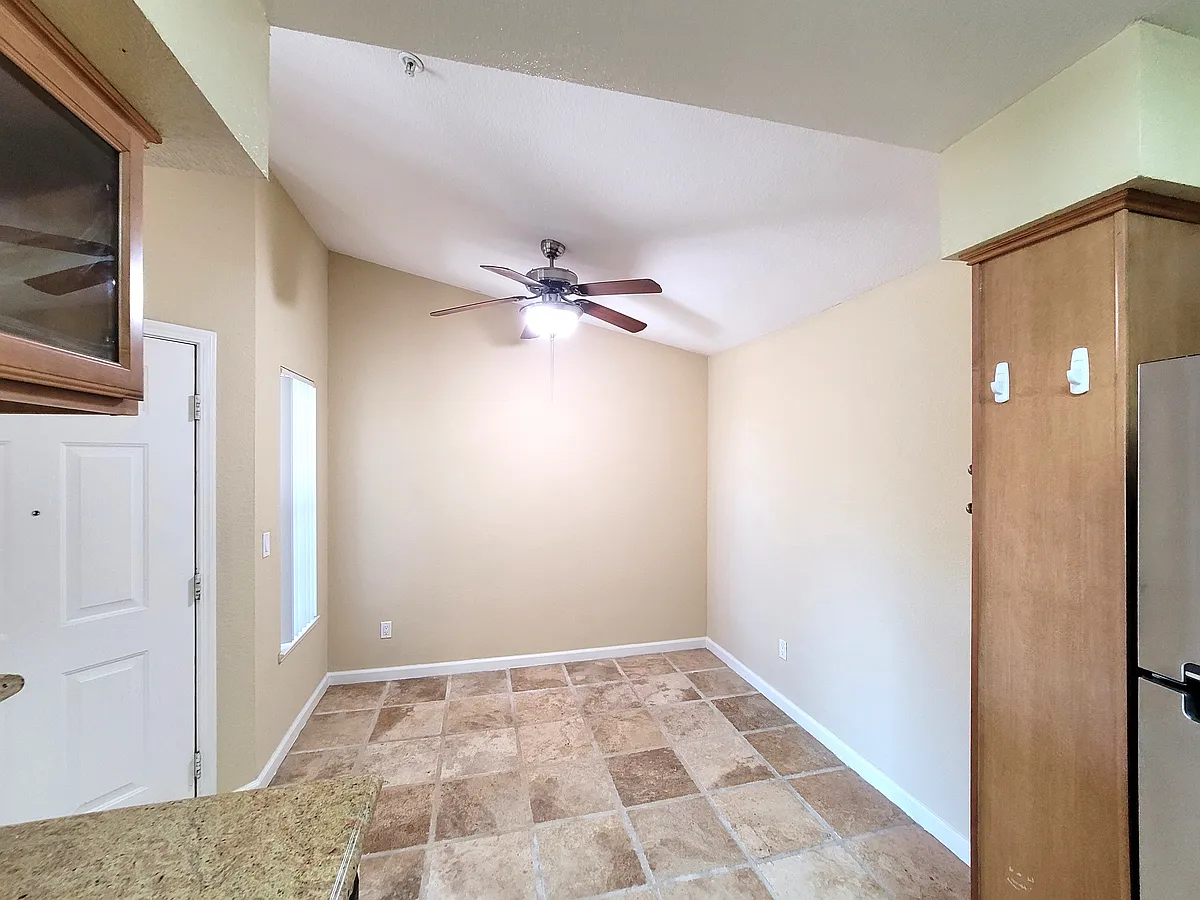 Building Photo - 885 Halidon Way #1026