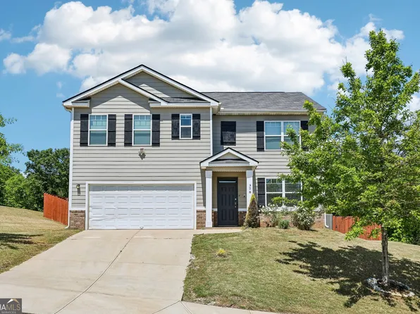 378 Indian River Dr, Jefferson, GA 30549