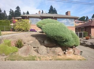 8802 40th Ave SW, Seattle, WA 98136