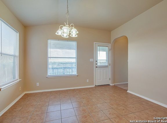 5th image of 6926 Shelbyville Ct