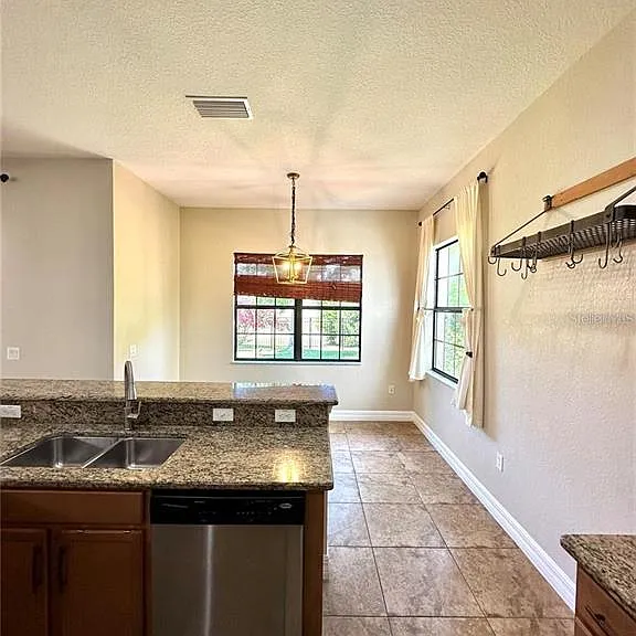 8244 Prestbury Dr — Photo 13