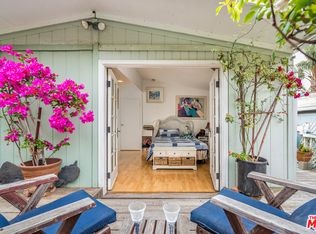 7 Aloha Dr, Pacific Palisades, CA 90272