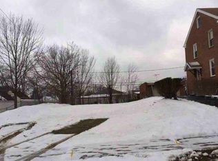 5562 Hollywood Ave, Maple Heights, OH