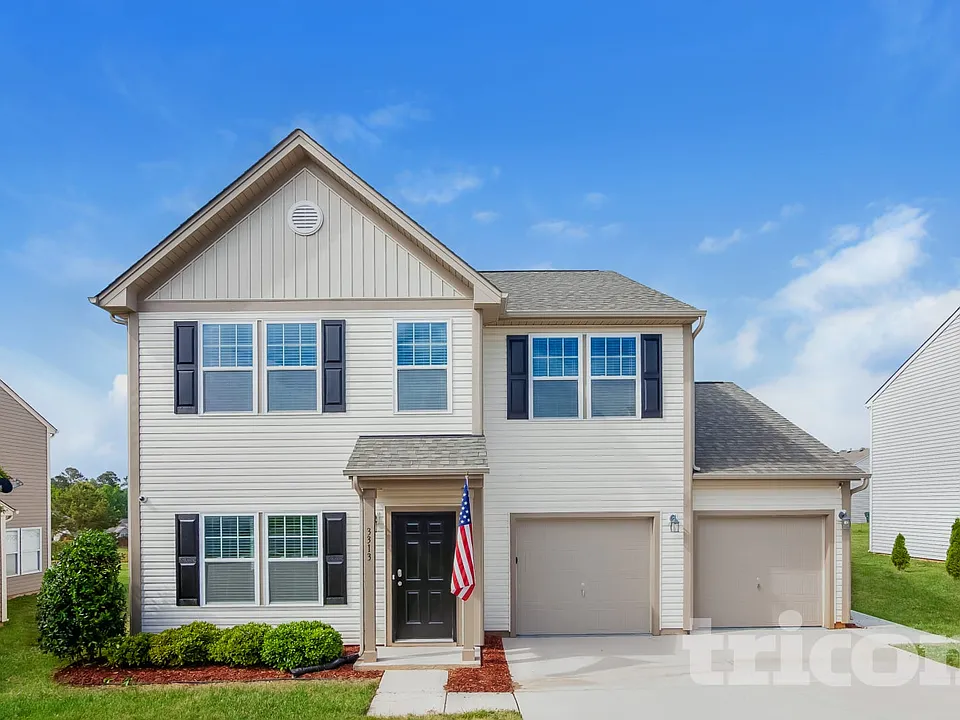 3313 Pikes Peak Dr