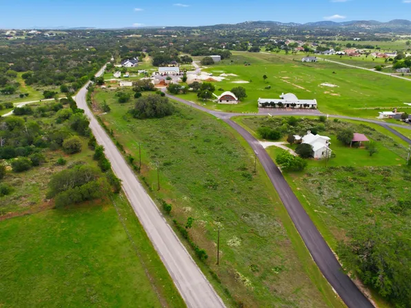 LT 54 Airport LOT 54, Bandera, TX 78003