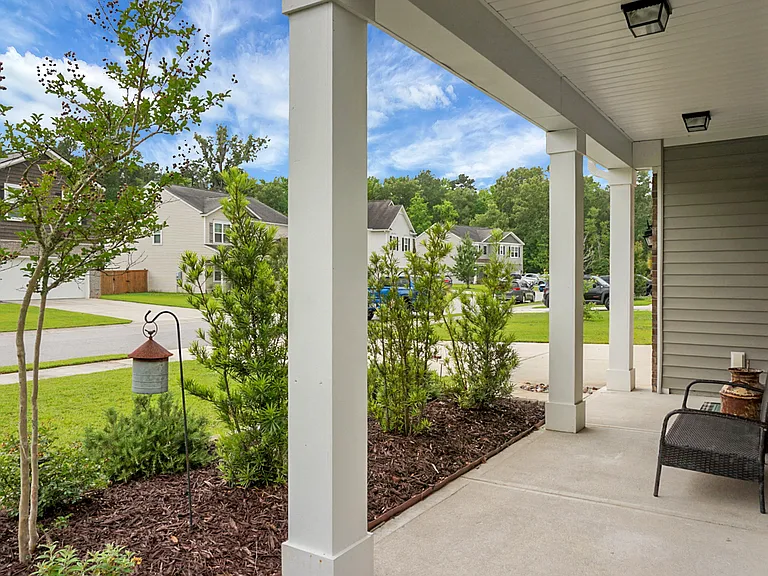 642 Woolum Dr — Photo 6