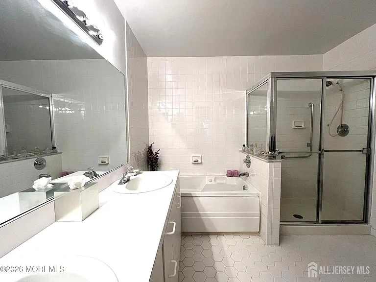 92 Winthrop Rd #C — Photo 10