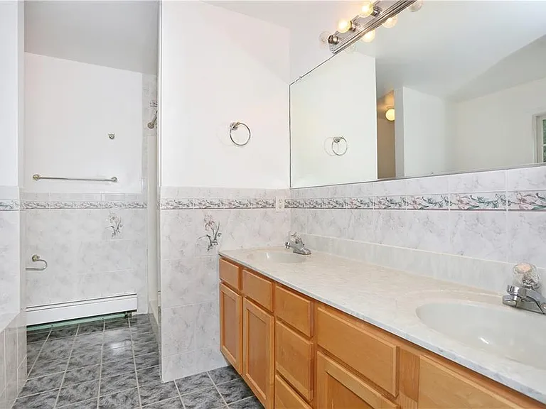 80 Old Quaker Hill Rd — Photo 14