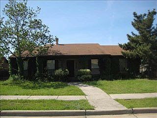 2nd image of 5545 Vance St