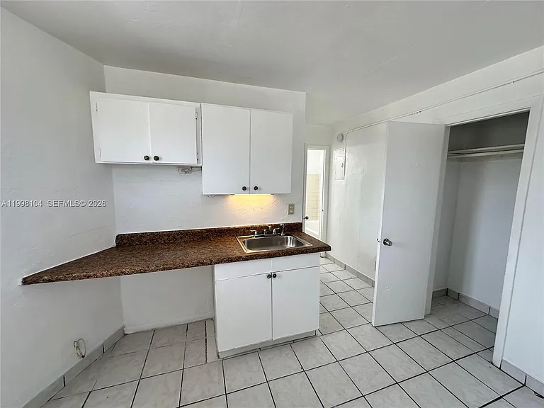 701 NW 7th Ave #1 — Photo 3